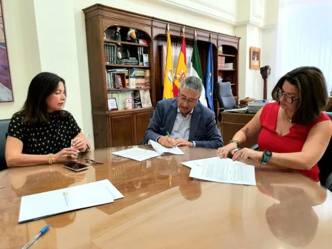 Firma de convenio con asociación Gesco Colonias Felinas