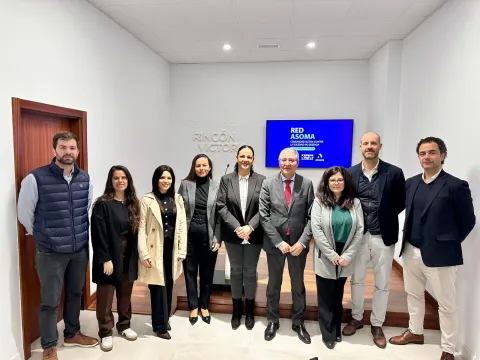 Alcalde, concejales y Atendis